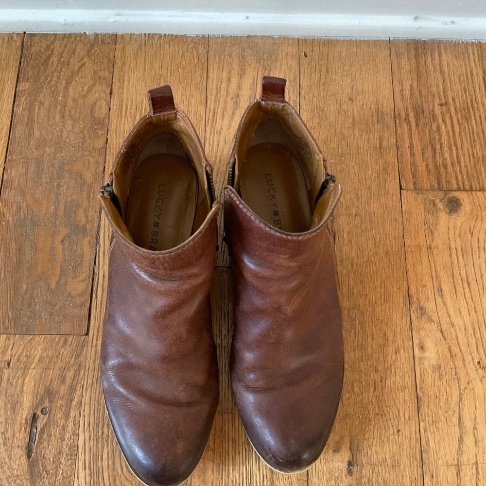 Lucky Brand Basel Flat Bootie size 5.5